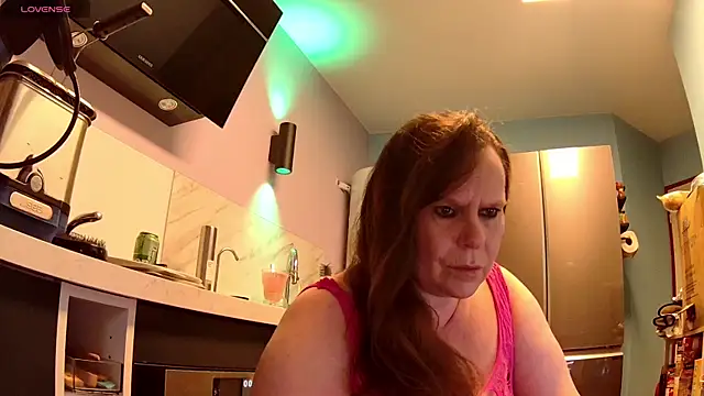 Snapshot of Endrocleia chatting on October 2025 10:07:02 PM Endrocleia online show from October 2025 10:07:02 PM