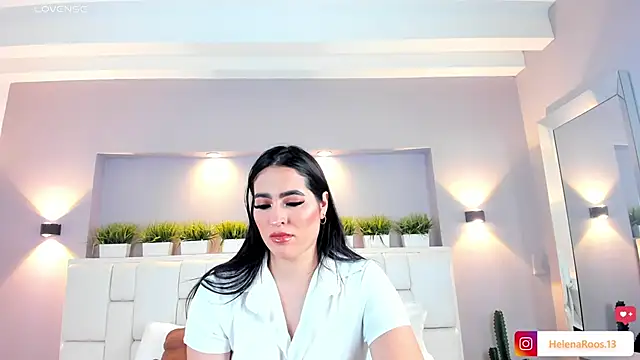 HelenaRoos online show from December 2025 07:32:01 PM