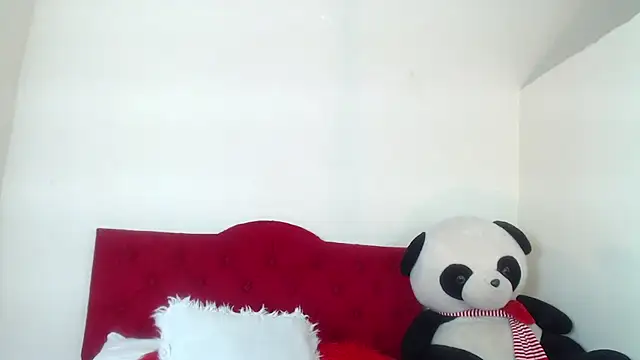 Luluu 08 online show from February 2025 08:20:02 PM