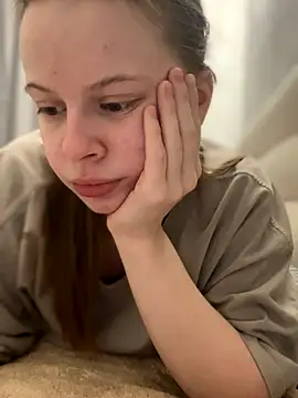 wrenlie online show from November 2025 01:48:02 AM