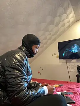 Snapshot of rayyymack chatting on December 2025 08:47:01 PM rayyymack online show from December 2025 08:47:01 PM