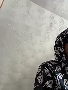 Snapshot of rayyymack chatting on December 2025 02:22:01 PM rayyymack online show from December 2025 02:22:01 PM