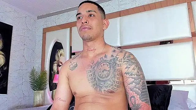 Damian09  online show from December 2024 09:24:02 PM