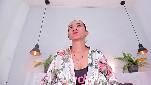 penelope handaos online show from February 2025 07:56:01 AM