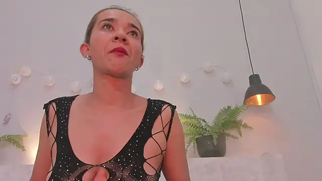 penelope handaos online show from March 2025 09:45:02 AM