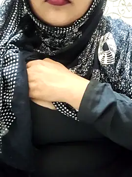 Indian-Nazia online show from April 2026 07:55:01 PM