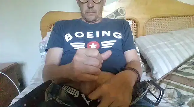 Raimundo1971 online show from February 2025 08:32:01 PM