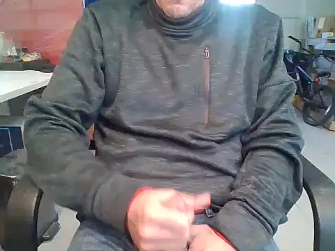 Raimundo1971 online show from May 2026 08:25:01 PM