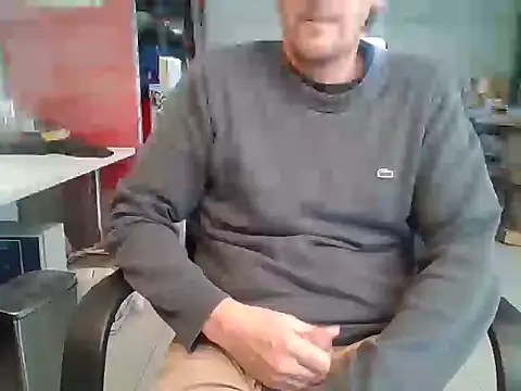 Raimundo1971 online show from May 2026 07:00:02 PM