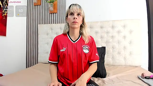 Snapshot of Anastasiapriest chatting on November 2025 11:55:02 AM Anastasiapriest online show from November 2025 11:55:02 AM