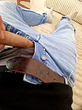 Snapshot of Alexo69byby69 chatting on December 2025 12:21:02 PM Alexo69byby69 online show from December 2025 12:21:02 PM