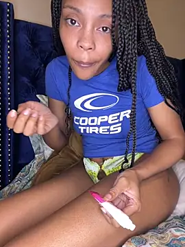 ButtahscotchBarbiee online show from November 2025 06:33:02 AM