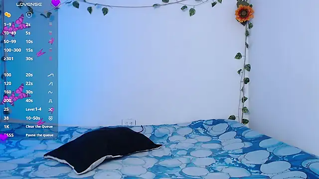 Snapshot of Khefthany chatting on November 2025 03:56:01 PM Khefthany online show from November 2025 03:56:01 PM