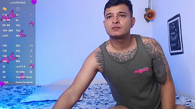 Snapshot of Khefthany chatting on November 2025 10:12:01 PM Khefthany online show from November 2025 10:12:01 PM