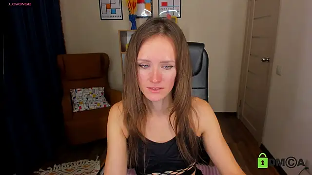 FrancescaCollins online show from December 2024 11:00:01 AM