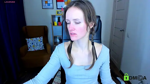 FrancescaCollins online show from March 2025 04:00:02 PM