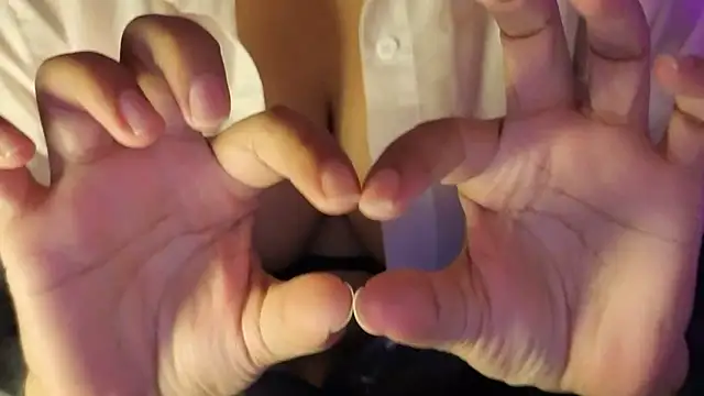 Asian FemQeen online show from February 2026 10:41:01 AM