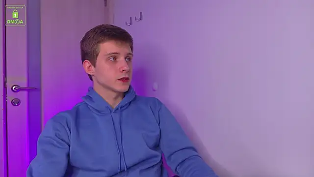 Snapshot of MarkGWalker chatting on March 2025 04:21:02 AM MarkGWalker online show from March 2025 04:21:02 AM