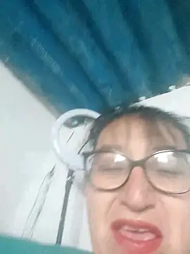 clarita 01 online show from December 2025 12:34:02 PM