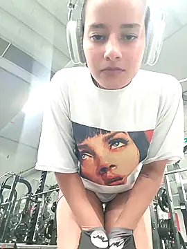 Snapshot of _vaness chatting on January 2025 05:05:02 AM vaness online show from January 2025 05:05:02 AM