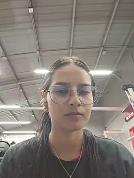 Snapshot of _vaness chatting on June 2026 05:38:02 AM vaness online show from June 2026 05:38:02 AM