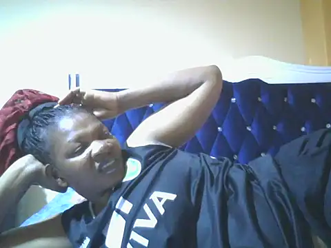 Snapshot of clakemmy250 chatting on December 2024 09:06:02 PM clakemmy250 online show from December 2024 09:06:02 PM