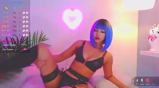 catalina  lovers online show from February 2025 04:10:01 PM