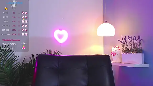 catalina  lovers online show from March 2025 07:54:01 PM