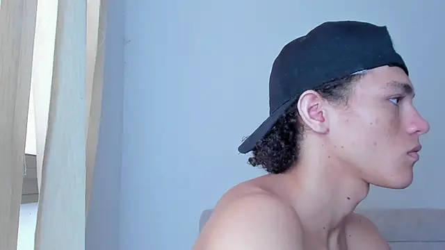 Snapshot of laurent_nova chatting on January 2025 04:19:02 PM laurent nova online show from January 2025 04:19:02 PM