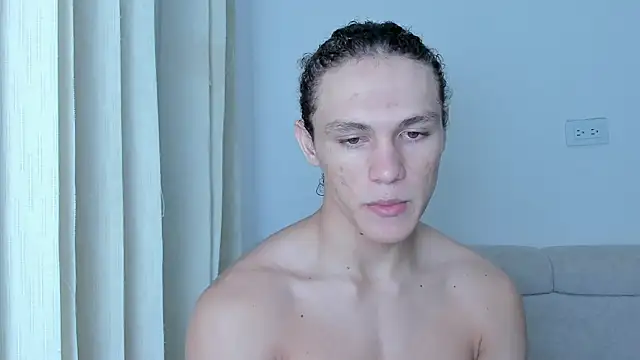 Snapshot of laurent_nova chatting on February 2025 03:01:01 AM laurent nova online show from February 2025 03:01:01 AM