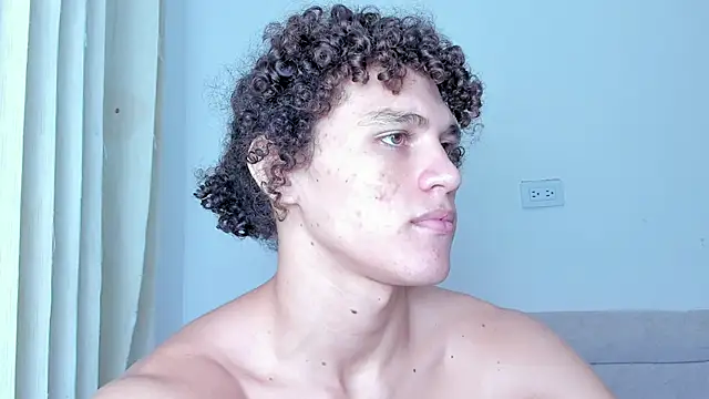 Snapshot of laurent_nova chatting on February 2025 10:42:02 AM laurent nova online show from February 2025 10:42:02 AM