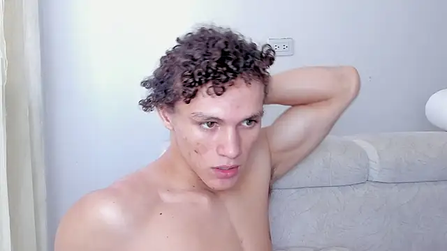 Snapshot of laurent_nova chatting on February 2025 02:32:02 PM laurent nova online show from February 2025 02:32:02 PM