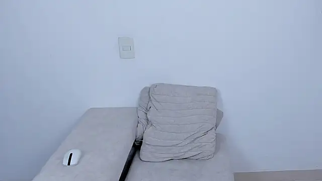 Snapshot of laurent_nova chatting on March 2025 09:59:02 PM laurent nova online show from March 2025 09:59:02 PM