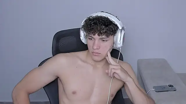 Snapshot of laurent_nova chatting on October 2025 09:44:02 PM laurent nova online show from October 2025 09:44:02 PM