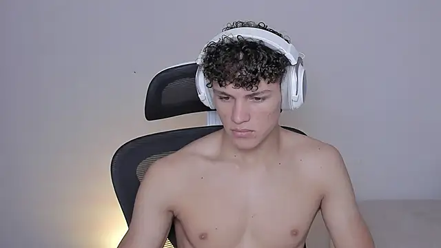 Snapshot of laurent_nova chatting on October 2025 06:56:01 AM laurent nova online show from October 2025 06:56:01 AM