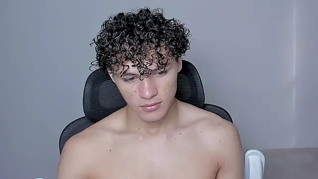 Snapshot of laurent_nova chatting on October 2025 06:46:02 PM laurent nova online show from October 2025 06:46:02 PM