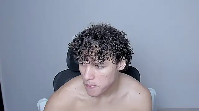 Snapshot of laurent_nova chatting on November 2025 05:40:02 AM laurent nova online show from November 2025 05:40:02 AM