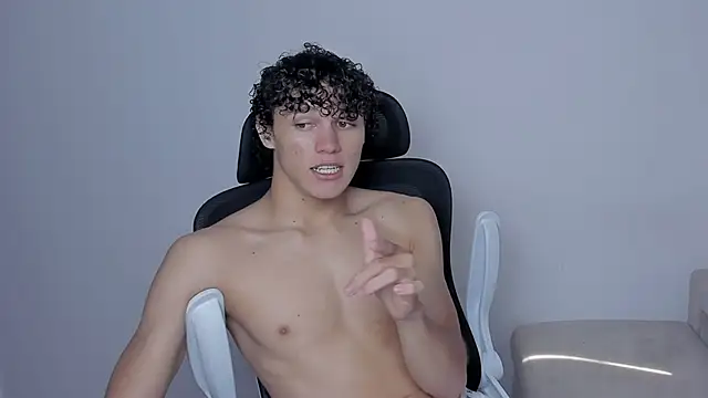 Snapshot of laurent_nova chatting on November 2025 05:57:01 PM laurent nova online show from November 2025 05:57:01 PM