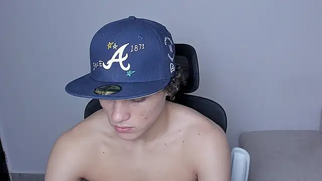 Snapshot of laurent_nova chatting on December 2025 08:14:01 PM laurent nova online show from December 2025 08:14:01 PM