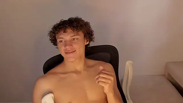 Snapshot of laurent_nova chatting on December 2025 09:09:02 PM laurent nova online show from December 2025 09:09:02 PM