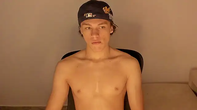 Snapshot of laurent_nova chatting on December 2025 09:06:01 AM laurent nova online show from December 2025 09:06:01 AM