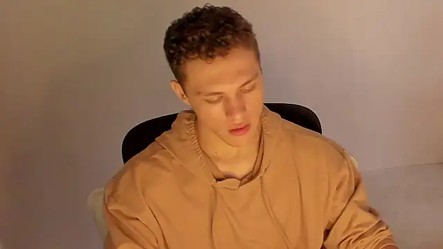 Snapshot of laurent_nova chatting on February 2026 06:45:01 PM laurent nova online show from February 2026 06:45:01 PM