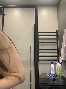 Jullia Carter online show from April 2026 10:40:01 AM