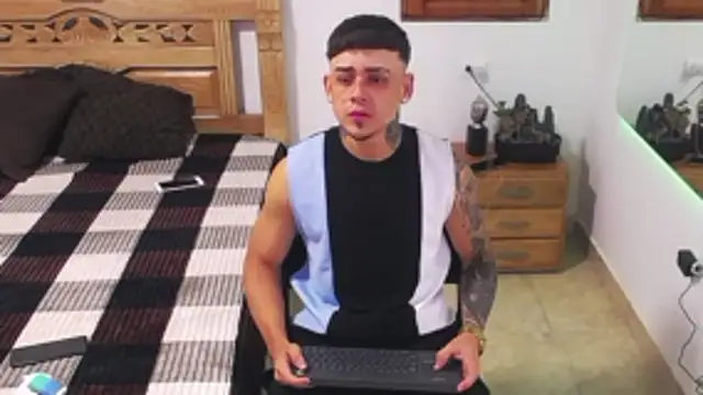 Snapshot of nino_rousse chatting on November 2025 07:46:02 AM nino rousse online show from November 2025 07:46:02 AM