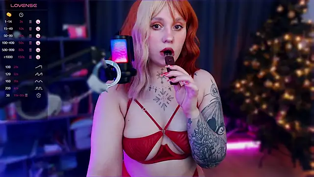 The Full Red Moon online show from December 2024 11:40:01 AM