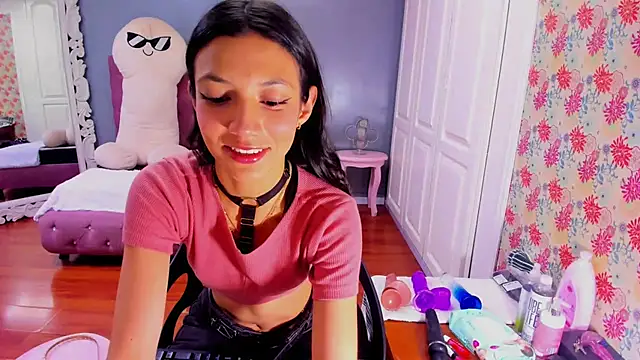 Iris Stone  online show from January 2025 10:58:02 AM