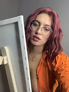 Snapshot of VioletPearson chatting on December 2025 02:43:02 PM VioletPearson online show from December 2025 02:43:02 PM