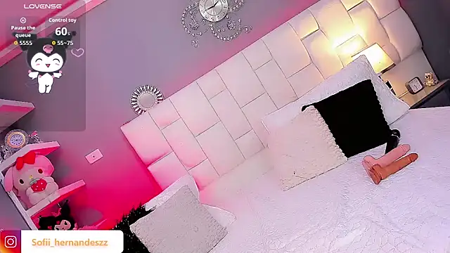 Sofi hdz online show from September 2025 09:05:01 PM