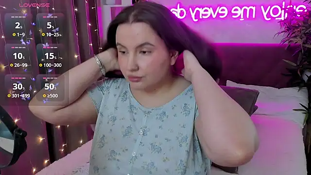 FeralPeach online show from April 2026 07:00:02 AM