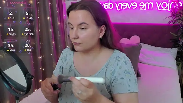 FeralPeach online show from July 2026 05:54:02 AM